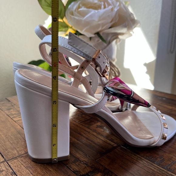 beautiful sandals size 8, new condition ⭐️ - Picture 5 of 7